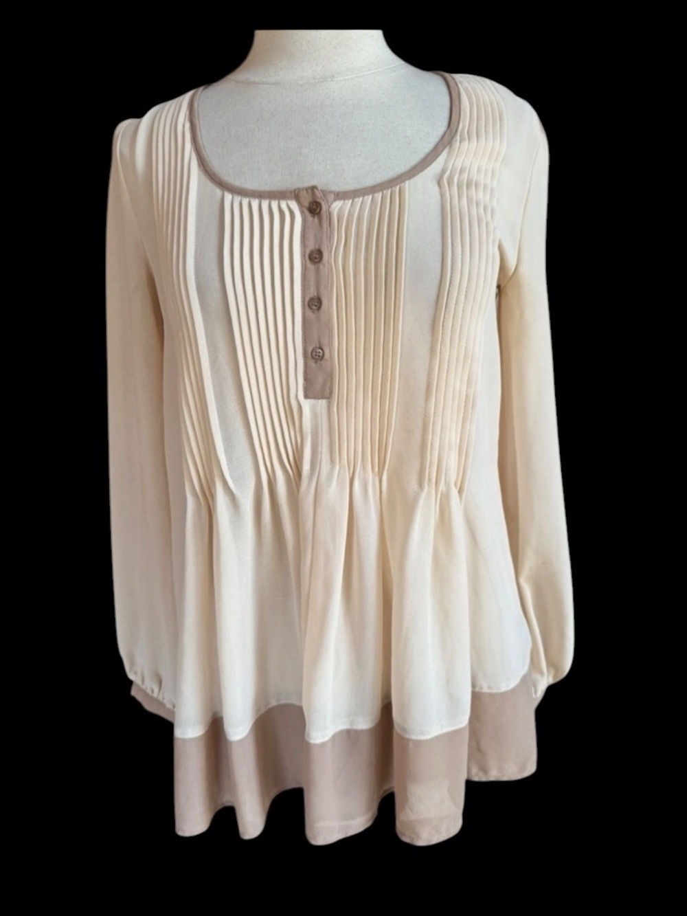 Bellatrix Elegant Cream and Tan Semi-Sheer Flowy Topβ